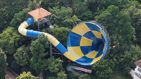 Toboggan Tornade pour grands parcs aquatiques