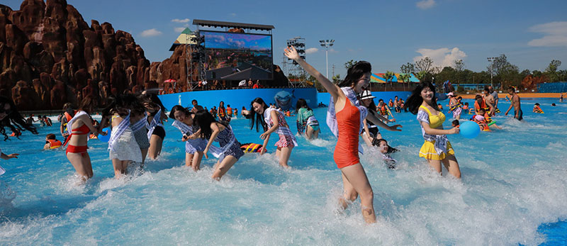 Piscine à vagues