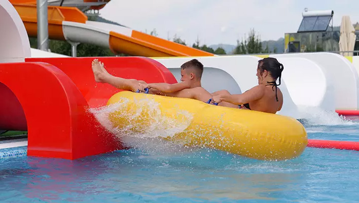 Combinaison de toboggans aquatiques pour parcs aquatiques