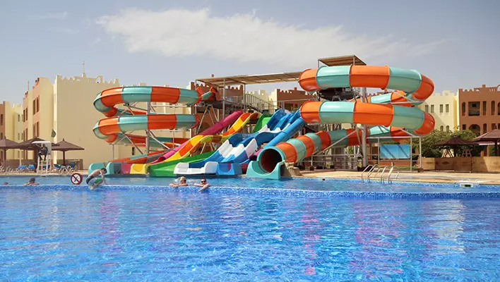 Toboggan aquatique sensationnel en forme de trou noir pour parcs aquatiques