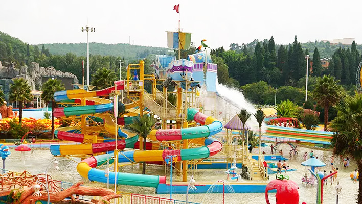 Jeux aquatiques pour les complexes hôteliers